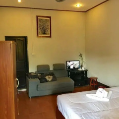 Отель Viengkham Moungkhoun Guesthouse Стандартный номер с различными типами кроватей фото 6
