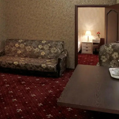 Гостиница Леонарт 3* Люкс с двуспальной кроватью фото 2