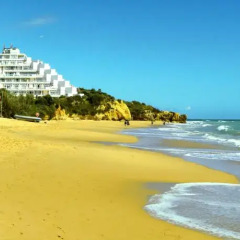 Отель Marbello Beach House Албуфейра пляж