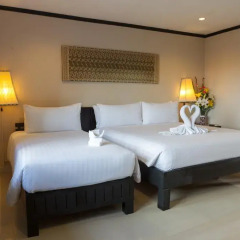 Отель Golden Tulip Essential Pattaya 4* Улучшенный номер с различными типами кроватей фото 39