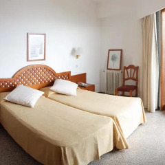 Pinos Playa Hotel 3* Стандартный номер с различными типами кроватей фото 10
