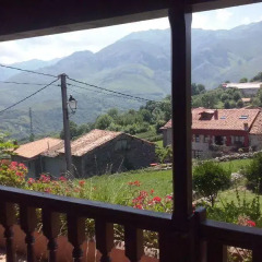 Отель El PatÍn De Monchu Кабралес балкон