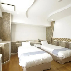 Hotel Imalle Yokohama Isezakicho - Hostel Номер Делюкс с 2 отдельными кроватями фото 22