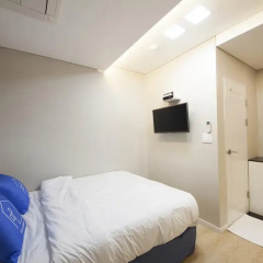 Stay 7 - Hostel (formerly K-Guesthouse Myeongdong 3) Стандартный номер с двуспальной кроватью фото 11