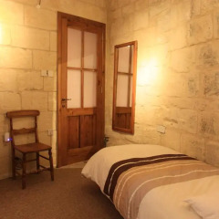 Отель Domus Luxuria Zebbug комната для гостей