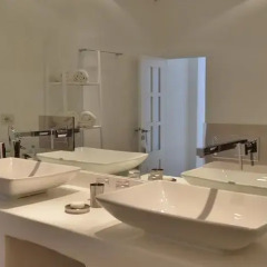Отель Kirini Santorini 5* Улучшенный люкс с различными типами кроватей фото 11