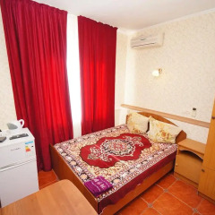 Гостиница Guest House Tatyana on Lenina 28 в Анапе отзывы, цены и фото номеров - забронировать гостиницу Guest House Tatyana on Lenina 28 онлайн Анапа комната для гостей фото 3