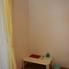 Отель Kumamoto Guesthouse Minami Aso Little Asia Кровать в общем номере фото 3