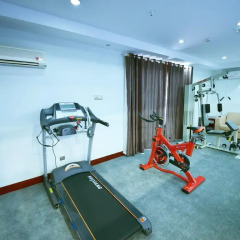 Halcyon Hotel & Resort фитнесс-зал