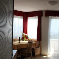 Appartement Hotel Matscher Wellness & Beauty Аппиано-сулла-Страда-дель-Вино в номере