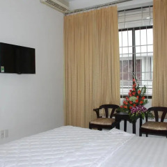 Queen Hotel Nha Trang 2* Стандартный номер с двуспальной кроватью