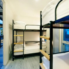 The Yard Hostel Кровать в женском общем номере фото 3
