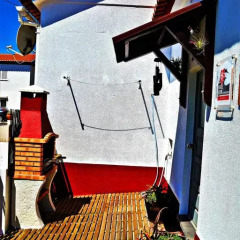 Отель Ericeira Surf House гостиничный бар