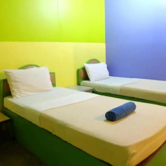 B&B House & Hostel Кровать в общем номере с двухъярусной кроватью фото 2