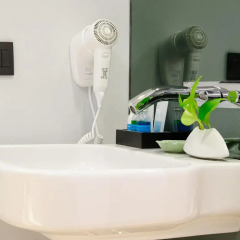 A-One Star Hotel ванная
