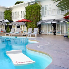 Отель The Beverly Hilton 4* Стандартный номер с различными типами кроватей фото 2