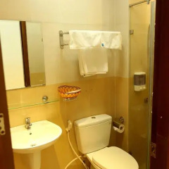 Отель Condotel Ha Long Апартаменты с различными типами кроватей фото 37