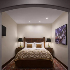 Отель Plaza la Reina 4* Люкс с различными типами кроватей фото 5