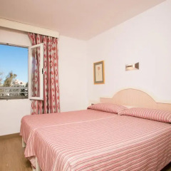Отель Aparthotel Cabau Aquasol комната для гостей фото 5
