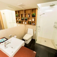 Апартаменты Laemtong Serviced Apartment Люкс с различными типами кроватей фото 6