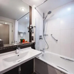 Отель NH London Kensington 4* Стандартный номер с различными типами кроватей фото 4