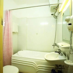Hanoi Downtown Hotel 2* Стандартный номер с различными типами кроватей фото 3