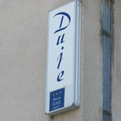 Отель Guest House Duje сейф в номере