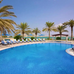 Отель Hilton Al Hamra Beach & Golf Resort бассейн фото 2