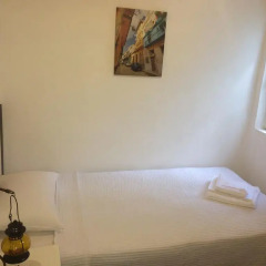 Отель Butterfly Guest House Номер с общей ванной комнатой