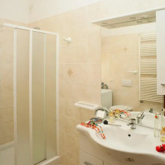 Отель Residence Maryel Италия, Римини - отзывы, цены и фото номеров - забронировать отель Residence Maryel онлайн ванная