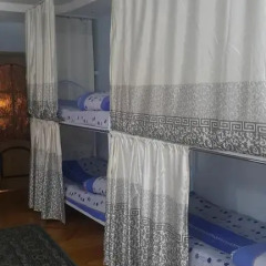 Best Hostel Almaty Кровать в мужском общем номере фото 5