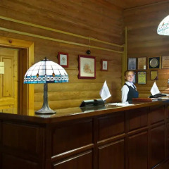 Гостиница Истра Holiday в Трусово 2 отзыва об отеле, цены и фото номеров - забронировать гостиницу Истра Holiday онлайн интерьер отеля