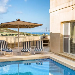 Отель Villa Al Faro Мальта, Гасри - отзывы, цены и фото номеров - забронировать отель Villa Al Faro онлайн бассейн