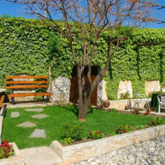 Отель Guesthouse Kris Берат