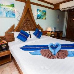 Отель Patong Beach Bed and Breakfast комната для гостей фото 8