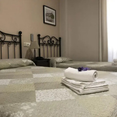 Отель Hostal El Pilar Стандартный номер с двуспальной кроватью фото 34