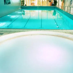 Отель Holiday Inn Edinburgh Эдинбург бассейн фото 3