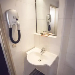 Отель Timhotel Paris Gare de Lyon 3* Стандартный номер с различными типами кроватей фото 9