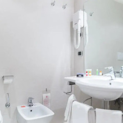 Hotel Mara 4* Улучшенный номер фото 2