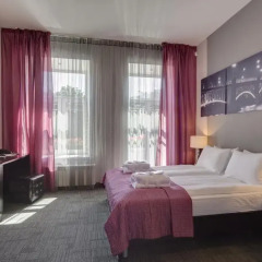 Мини-отель MaryHotel Улучшенный номер с двуспальной кроватью фото 4