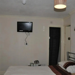 Отель Russell Guest House Стандартный номер с различными типами кроватей фото 2