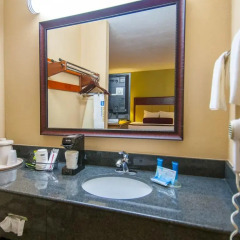 Отель Best Western Vicksburg Inn 2* Стандартный номер с различными типами кроватей фото 5