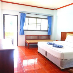 Choeng Mon Beach Hotel 3* Улучшенный номер с различными типами кроватей фото 2