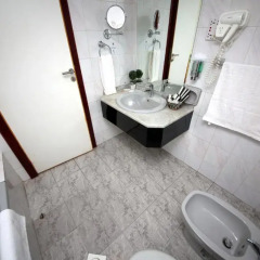 Mount Royal Hotel 2* Номер Делюкс фото 18