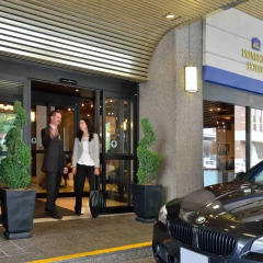 Отель Best Western Primrose Hotel Downtown Канада, Торонто - отзывы, цены и фото номеров - забронировать отель Best Western Primrose Hotel Downtown онлайн городской автобус