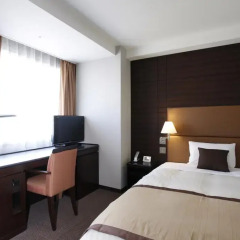 Отель Metropolitan Takasaki Томиока комната для гостей фото 5