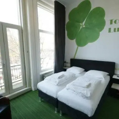 Отель Rooms Y Co Bed And Breakfast Нидерланды, Амстердам - отзывы, цены и фото номеров - забронировать отель Rooms Y Co Bed And Breakfast онлайн комната для гостей фото 5