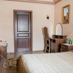 Гостиница Милославский 4* Номер категории Эконом с двуспальной кроватью фото 2