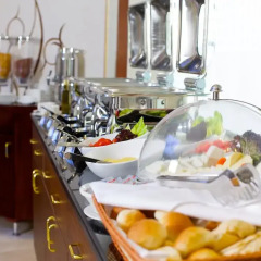 Montana Hotel Apartments питание