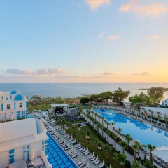Rubi Platinum Spa Resort & Suites - Всё включено Турция, Аланья - отзывы, цены и фото номеров - забронировать отель Rubi Platinum Spa Resort & Suites - Всё включено онлайн пляж